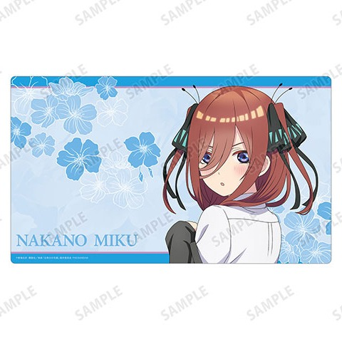 Movie "The Quintessential Quintuplets" New Illustration Miku Nakano Outfit Swap ver. Play Mat